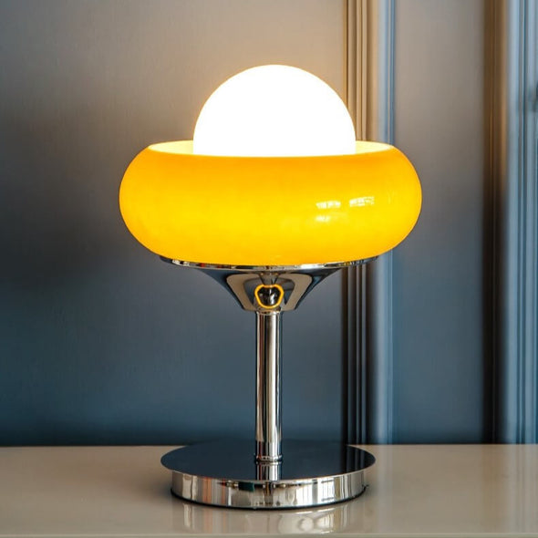 Solara Luxe Lamp