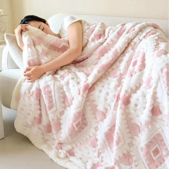 Mallow Plus Blanket
